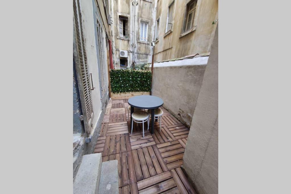 Joli T2 Proche Vieux-Port, Terrasses Du Port Et Metro Joliette Apartman Marseille Kültér fotó