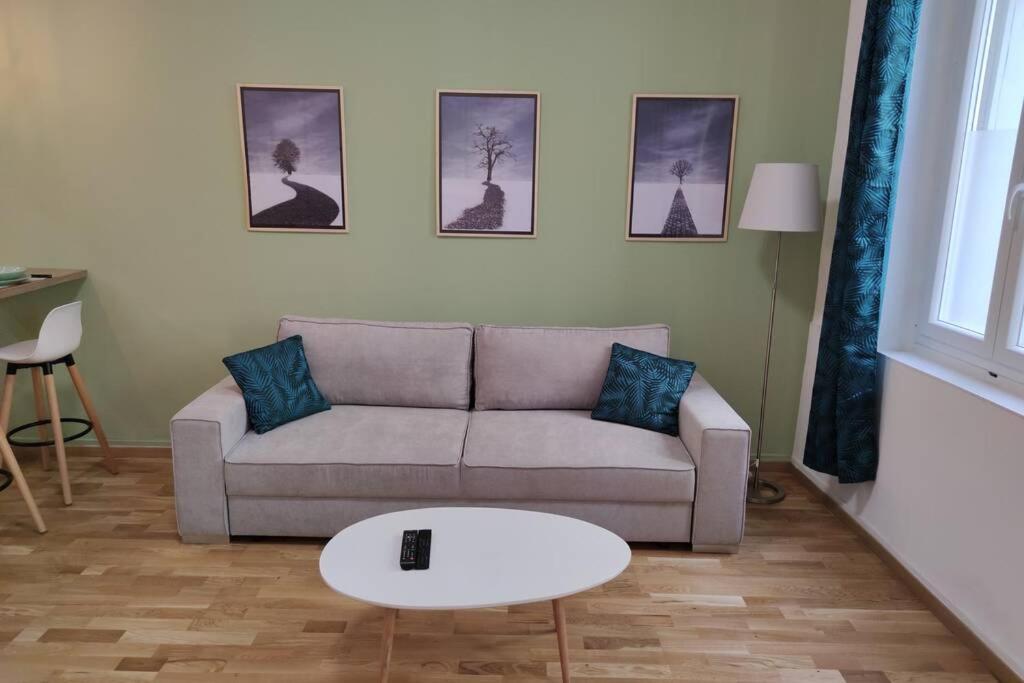 Joli T2 Proche Vieux-Port, Terrasses Du Port Et Metro Joliette Apartman Marseille Kültér fotó