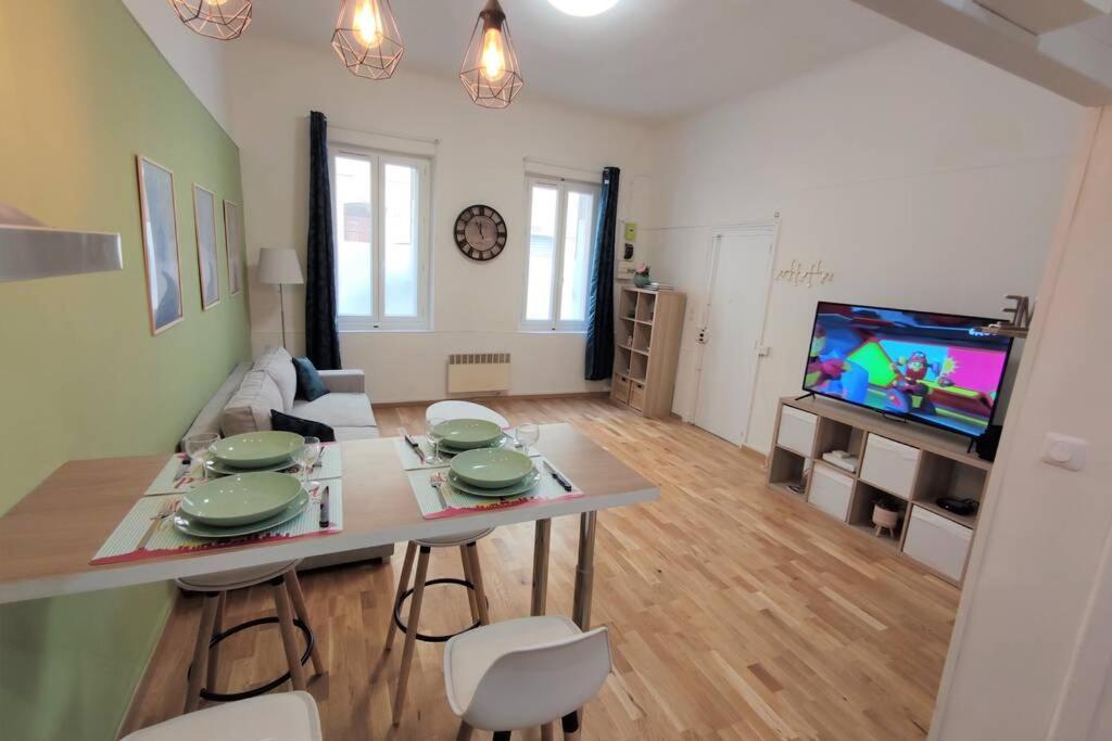 Joli T2 Proche Vieux-Port, Terrasses Du Port Et Metro Joliette Apartman Marseille Kültér fotó